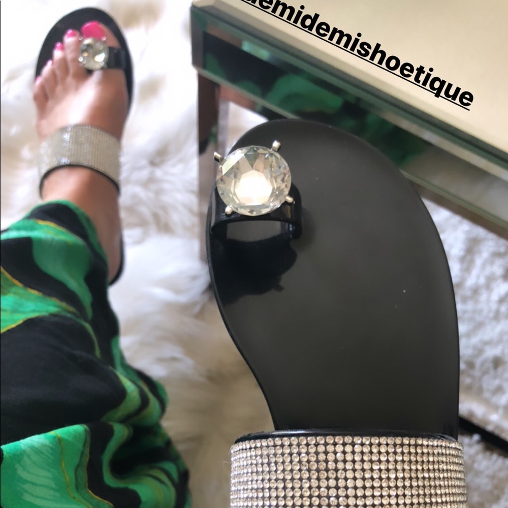 “DIAMOND” Toe Sandal Slides